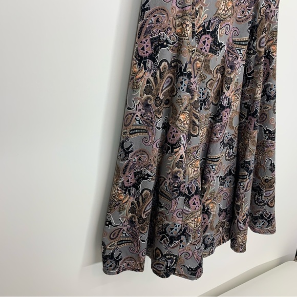 Vintage Heart & Roses Elephant Paisley Abstract Print Sleeveless Swing Dress - Picture 3 of 16